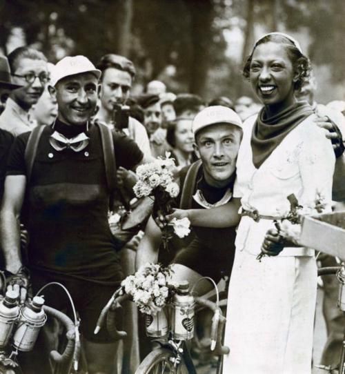 Famous French star, Josephine Baker visits Tour de France 