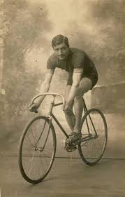 Cyclists of famous pre-worldwar1 images on PelotonTales: Akfins Lauwens