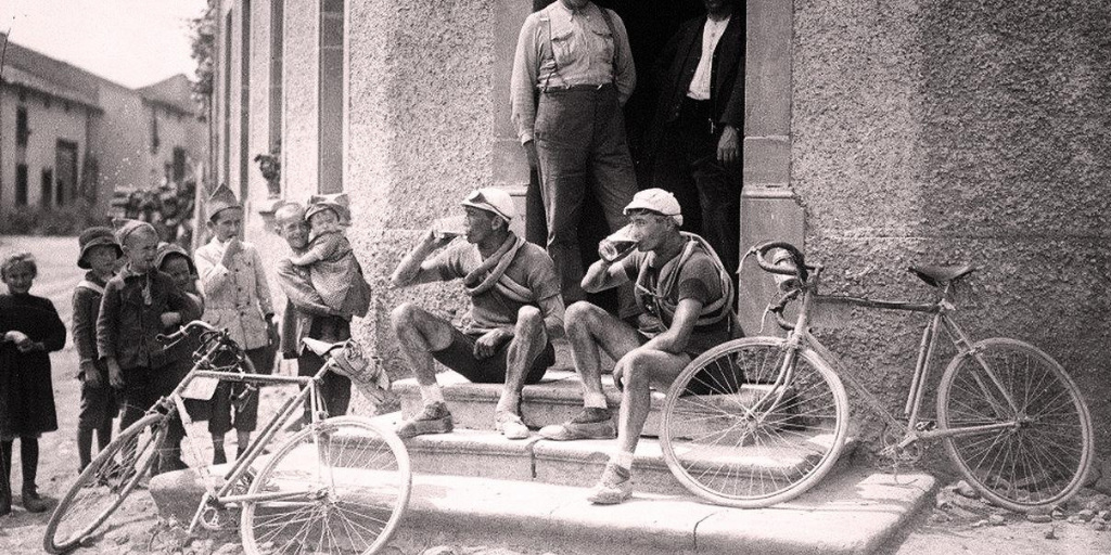 Vintage Cycling Stories