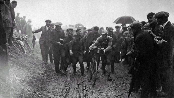 5 Iconic Vintage Tour De France Images Showing Cycling Was Different In ...