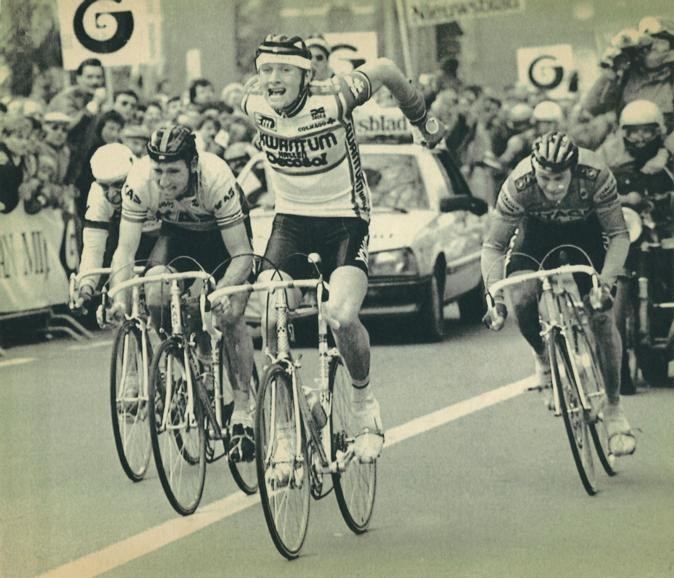 Tour of Flanders 1986. Adri van der Poel wins Tour of Flanders in sprint against Sean Kelly