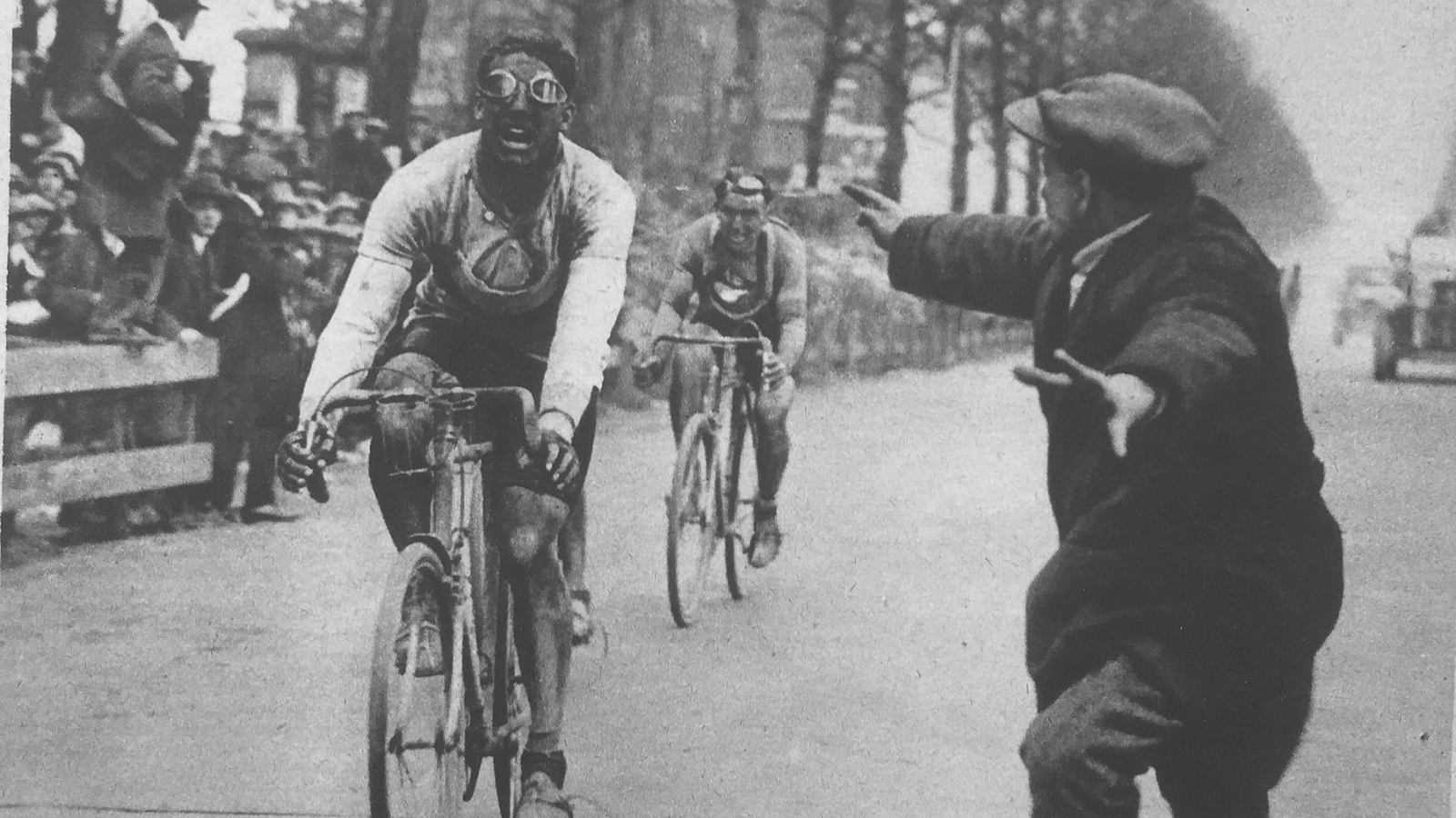 Vintage Paris-Roubaix 1928 -Andre Leducq wins the race
