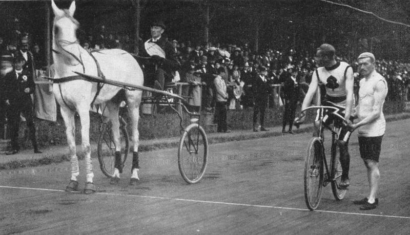 Josef Fischer racing against a horse (1895) 