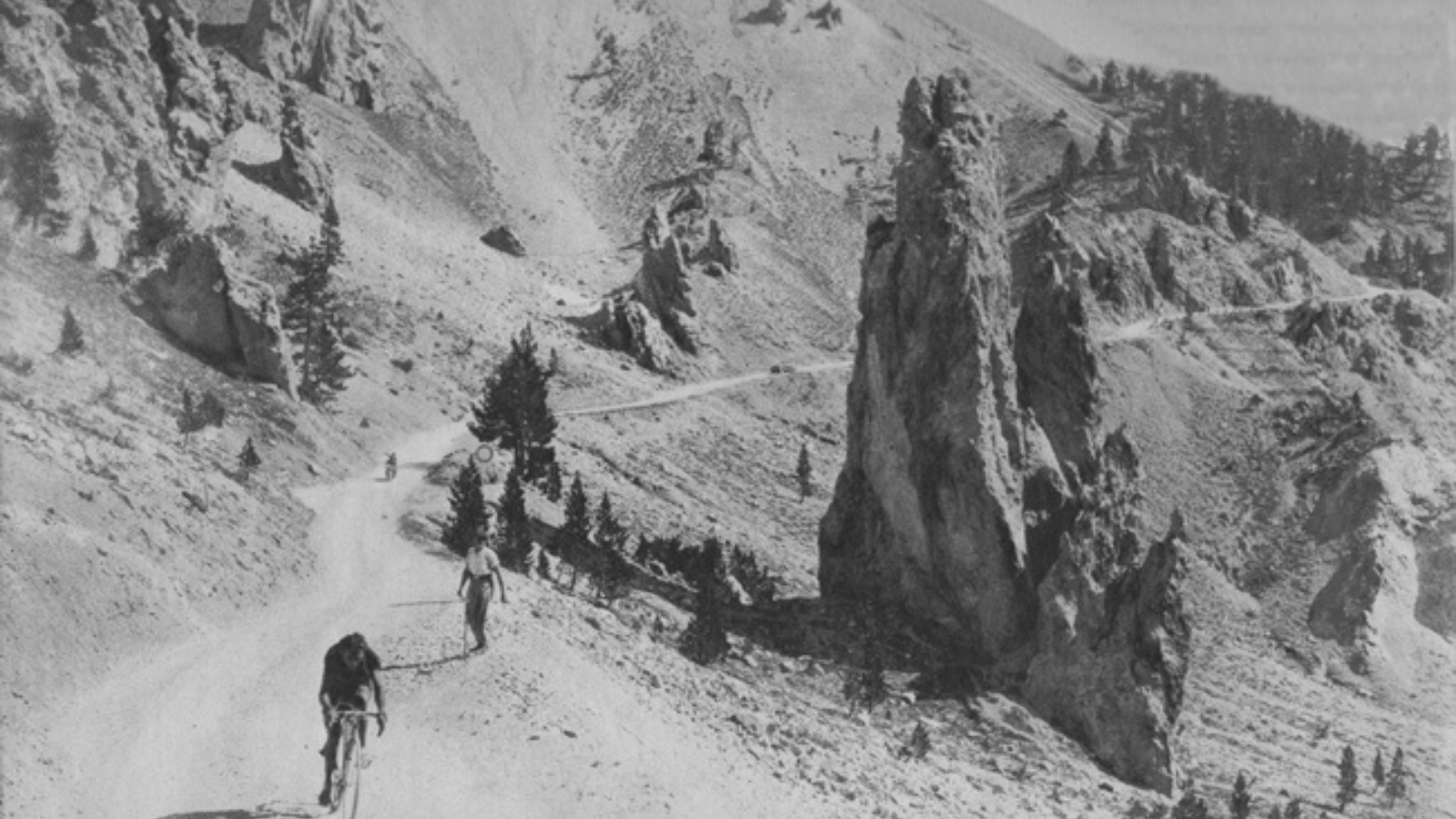 Sylvére Maes, winner if the Tour de France in 2939 on the descent of Col d' Izoard