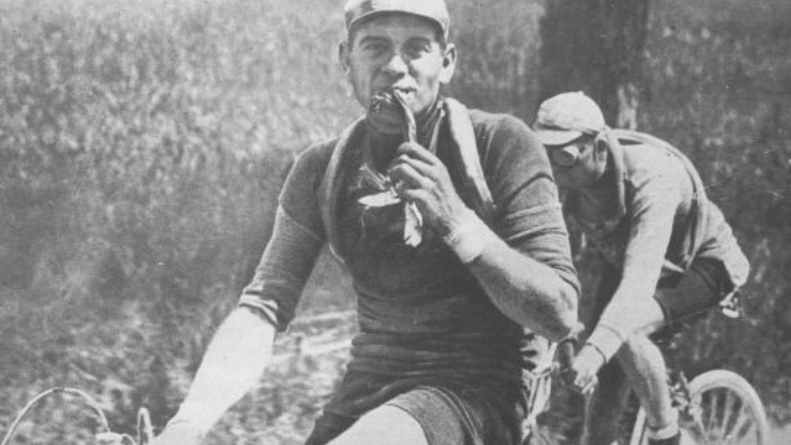 Cyclists from the 1920s Gustaaf van Slembrouck