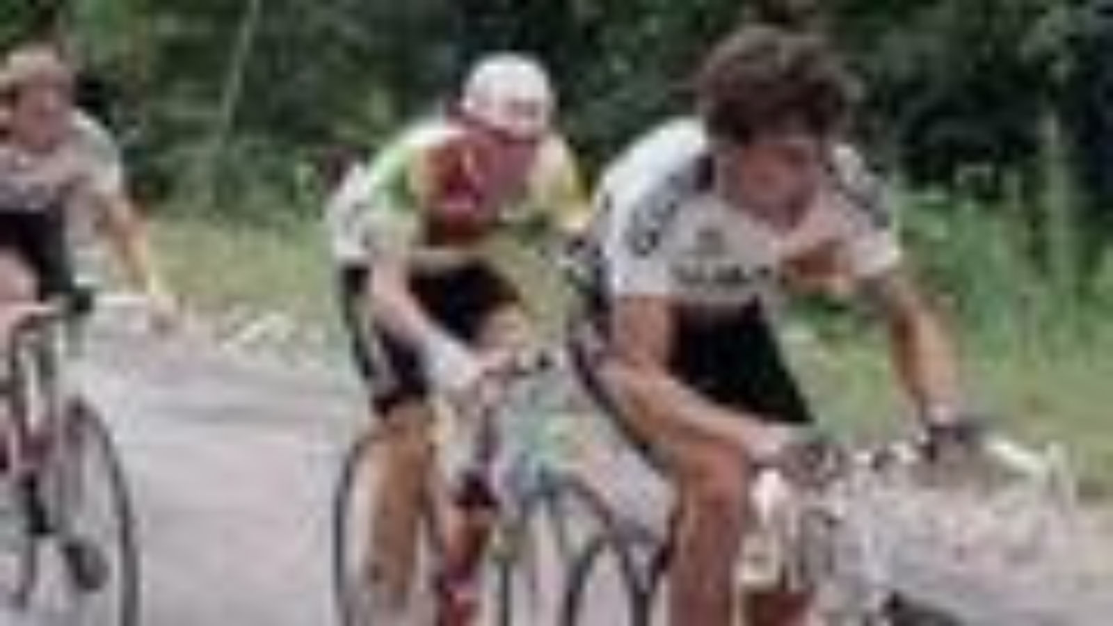 Stephen Roche and Pedro Felgado fighting on the Vol de Joux Plane at Tour de France 1987