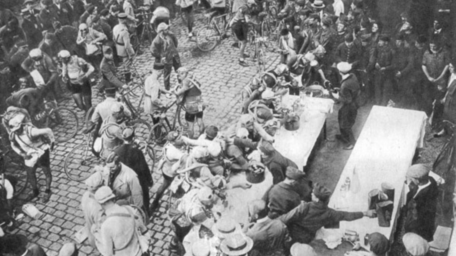 Feedzone at Tour de France 1925