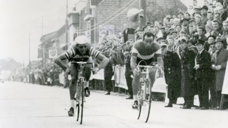 Tom Simpson wins Ronde van Vlaanderen (Tour of Flanders) in 1961