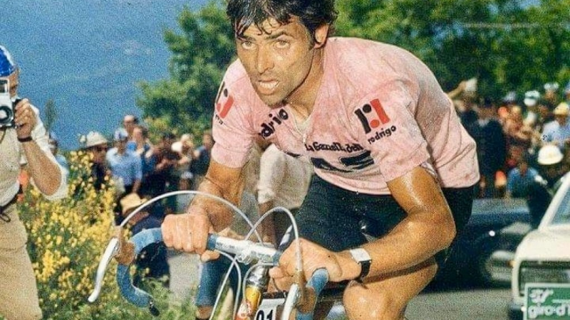 José Manuel Fuente in pink jersey at Giro d'Italia